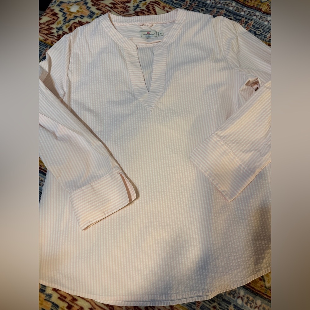 Vineyard Vines Light Pink Striped Woman’s Performance blouse